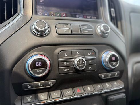 Used 2021 GMC Sierra 2500 AT4 w/ AT4 Premium Plus Package image 20