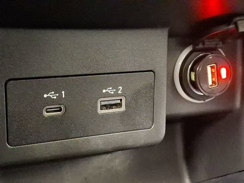 Used 2022 Nissan Kicks SV FWD image 23
