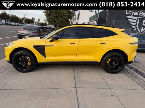Used 2021 Aston Martin DBX image 4