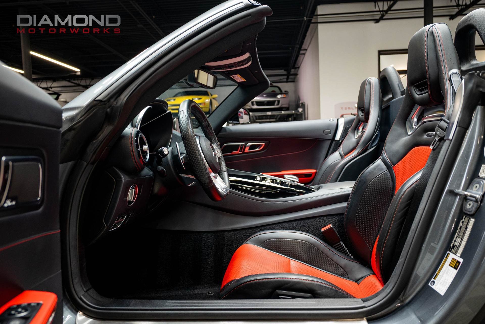 Used 2020 Mercedes-Benz AMG GT Roadster image 98