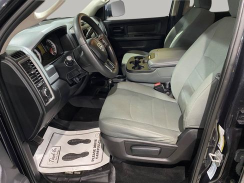 Used 2016 RAM 2500 Tradesman w/ Chrome Appearance Group AWD/4WD image 8