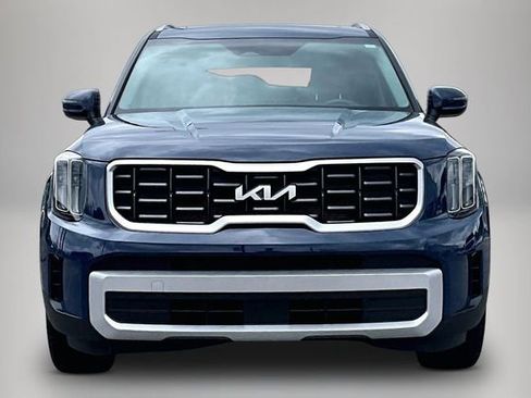 Used 2024 Kia Telluride S w/ S Sunroof Package FWD image 3