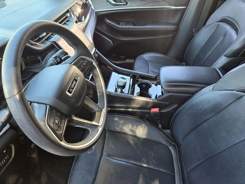 Used 2022 Jeep Grand Cherokee Limited 4xe w/ Luxury Tech Group II image 14