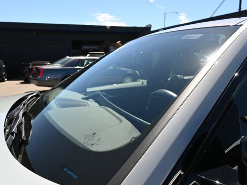 Used 2023 BMW i4 eDrive40 w/ M Sport Package RWD image 31