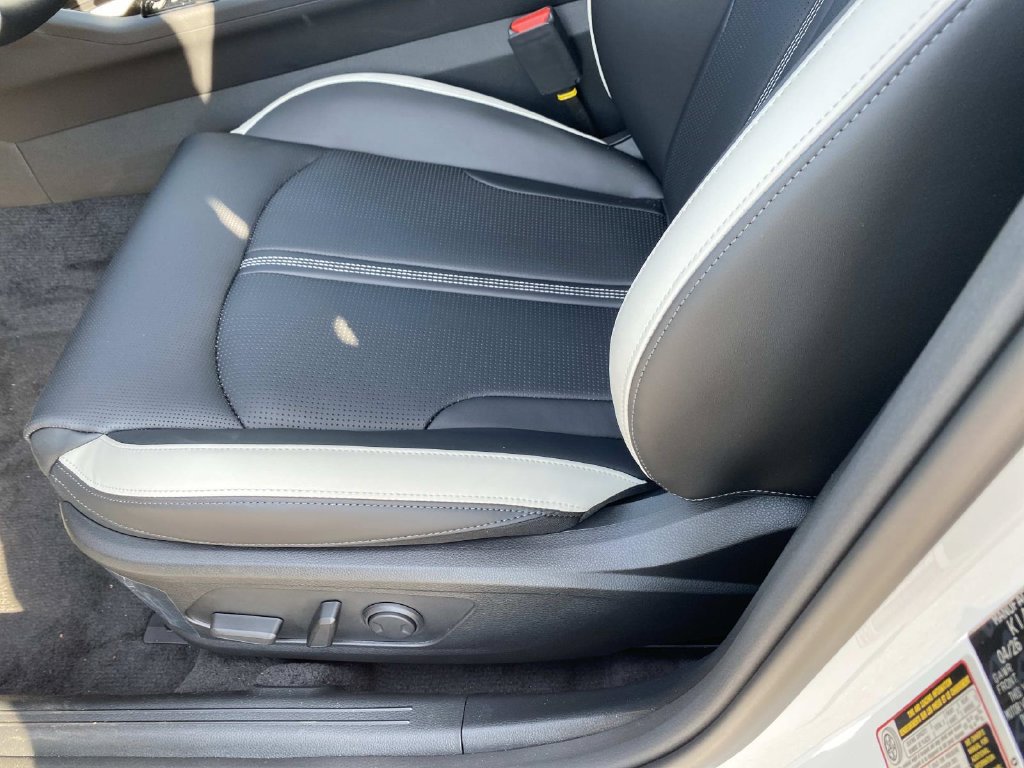 New 2026 Kia K5 GT-Line w/ GT-Line Premium Package AWD/4WD image 9