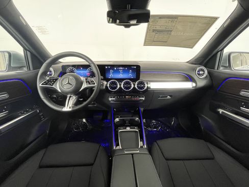 New 2026 Mercedes-Benz GLB 250 image 11