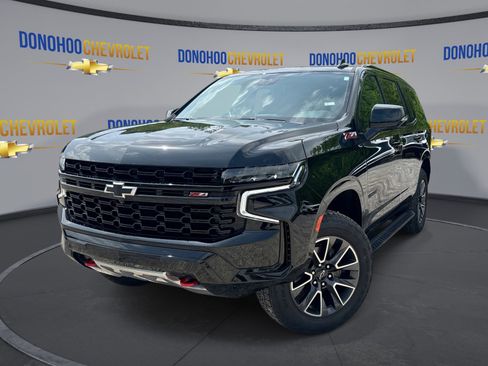Used 2023 Chevrolet Tahoe Z71 w/ Luxury Package AWD/4WD image 4