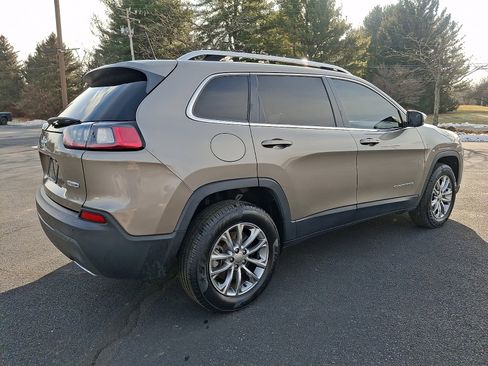 Certified 2021 Jeep Cherokee Latitude Lux w/ Sun & Sound Group image 6