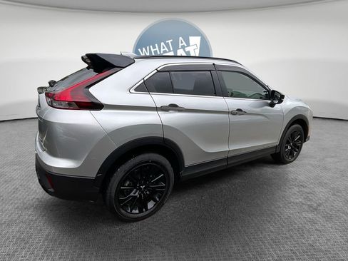 Used 2025 Mitsubishi Eclipse Cross AWD image 3