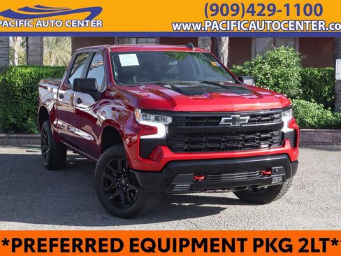 Used 2025 Chevrolet Silverado 1500 LT Trail Boss w/ Protection Package AWD/4WD image 1