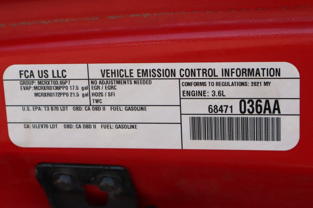 Used 2021 Jeep Wrangler Unlimited Rubicon AWD/4WD image 16