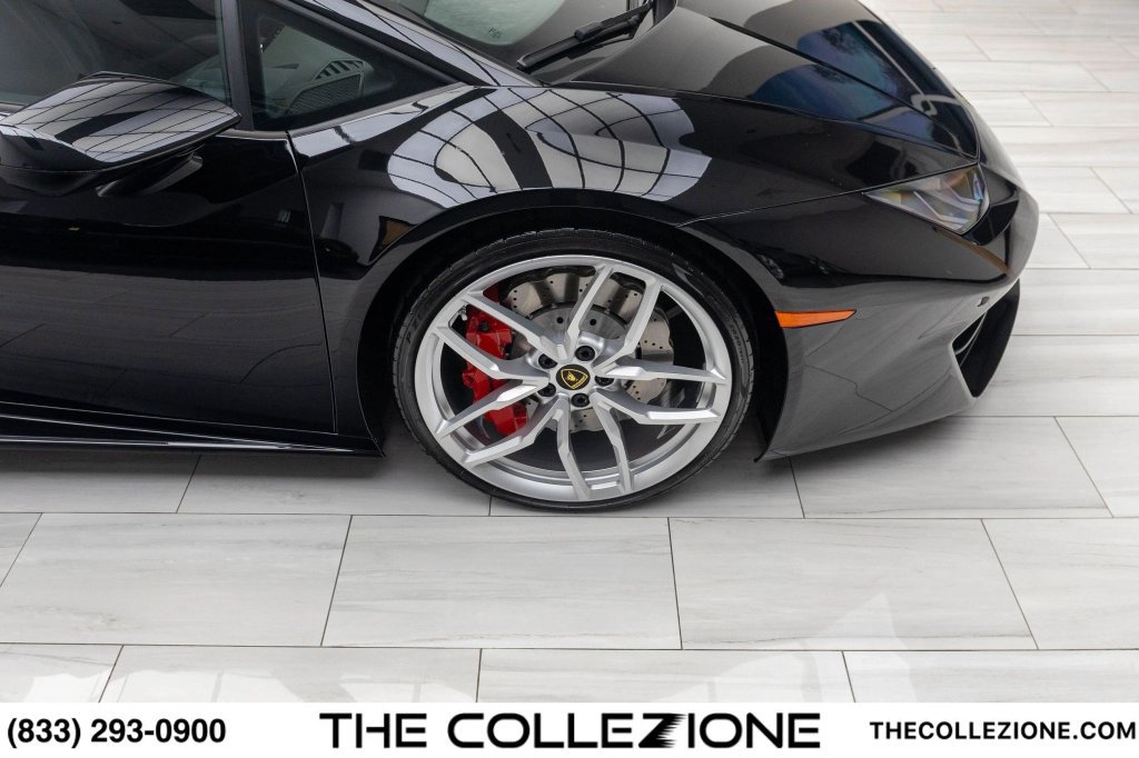 Used 2016 Lamborghini Huracan LP 580-2 RWD image 34
