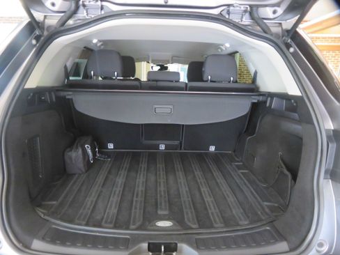 Used 2020 Land Rover Discovery Sport AWD/4WD image 48