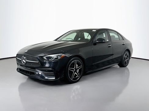 Used 2023 Mercedes-Benz C 300 4MATIC Sedan image 4