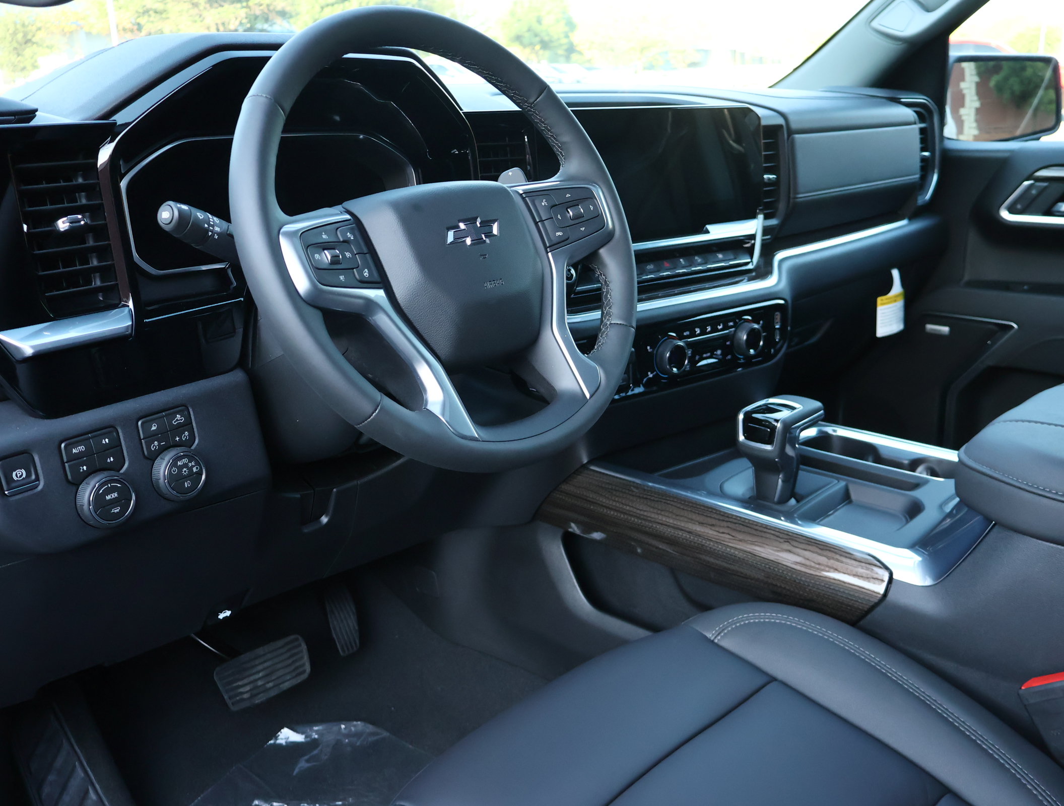 New 2026 Chevrolet Silverado 1500 RST w/ Safety Package AWD/4WD image 3