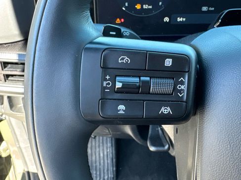 Used 2025 Hyundai Santa Fe Calligraphy image 25