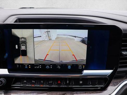 Used 2022 Chevrolet Silverado 1500 LTZ image 18