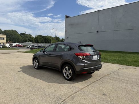 Used 2022 Honda HR-V LX image 5