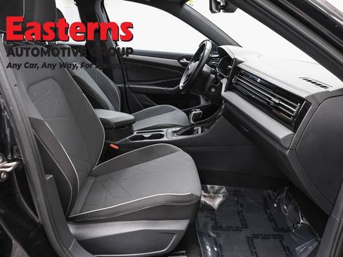 Used 2025 Volkswagen Jetta Sport FWD image 23