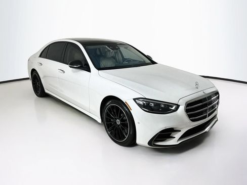 Used 2025 Mercedes-Benz S 580 4MATIC Sedan image 1