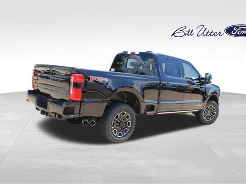 New 2026 Ford F250 Platinum AWD/4WD image 3