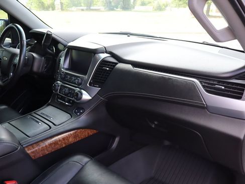 Used 2017 Chevrolet Tahoe Premier AWD/4WD image 17