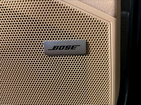 Used 2023 Porsche Cayenne image 38