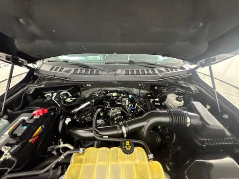 Used 2020 Ford F150 XLT w/ Equipment Group 302A Luxury AWD/4WD image 35