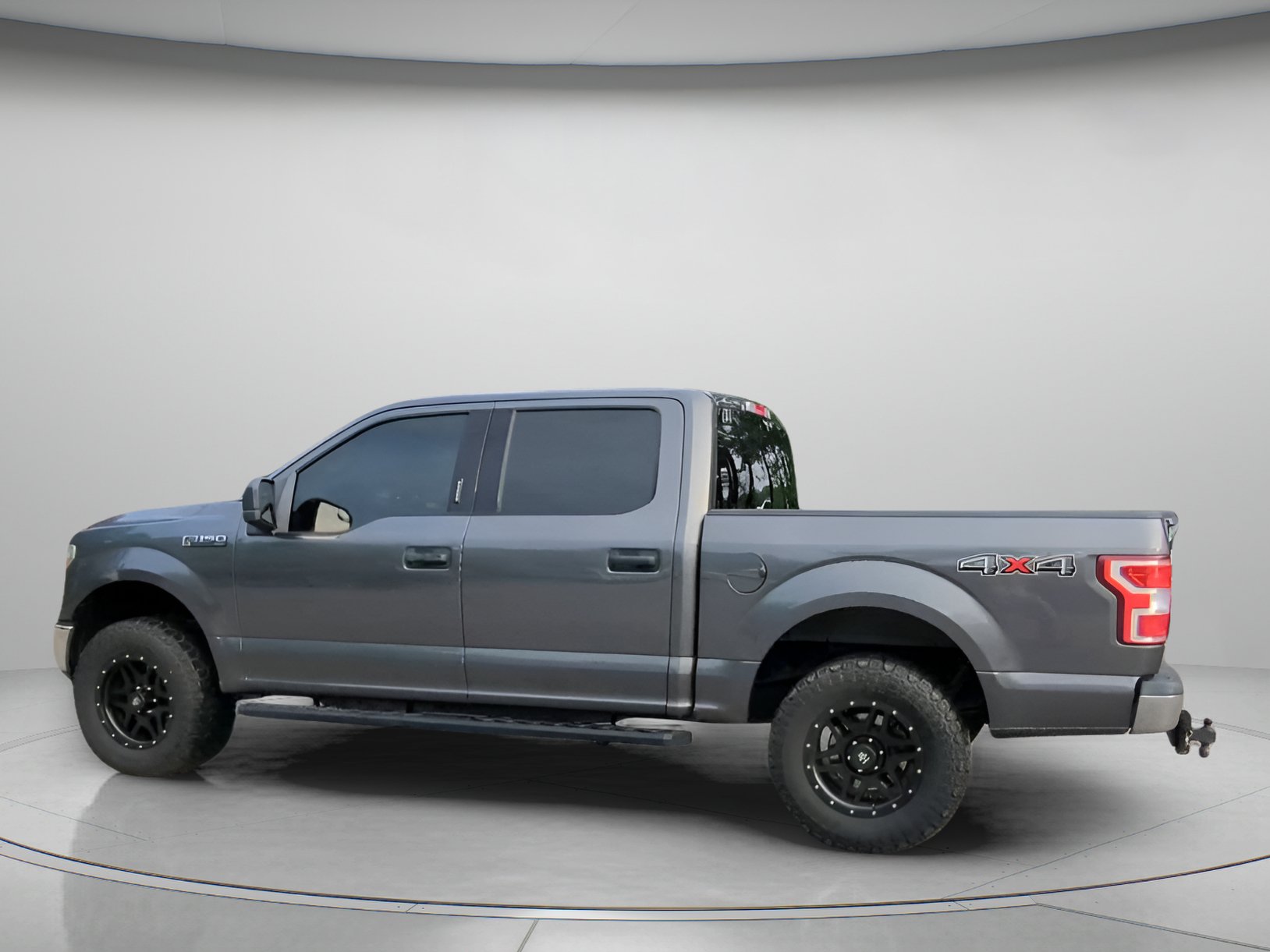 Used 2020 Ford F150 XLT w/ Equipment Group 301A Mid AWD/4WD image 18