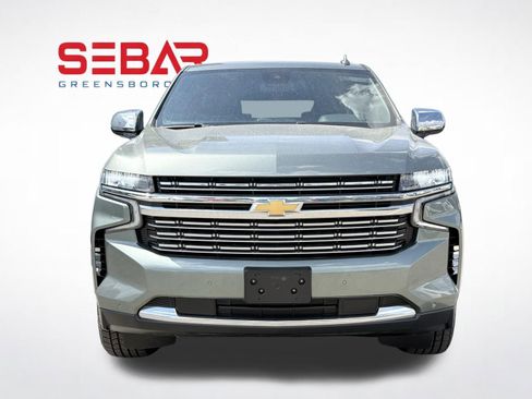 Used 2023 Chevrolet Suburban Premier RWD image 6