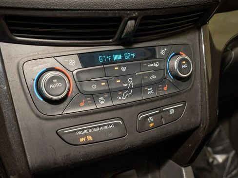 Used 2017 Ford Escape Titanium image 15