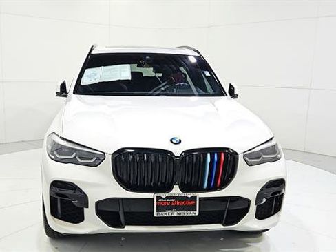 Used 2022 BMW X5 sDrive40i w/ M Sport Package RWD image 2