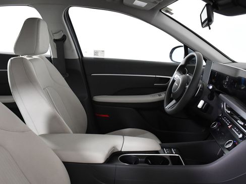 Used 2025 Hyundai Sonata SEL image 25