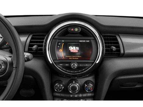 Used 2021 MINI Cooper 4-Door Hardtop w/ 6.5" Touchscreen Package FWD image 10