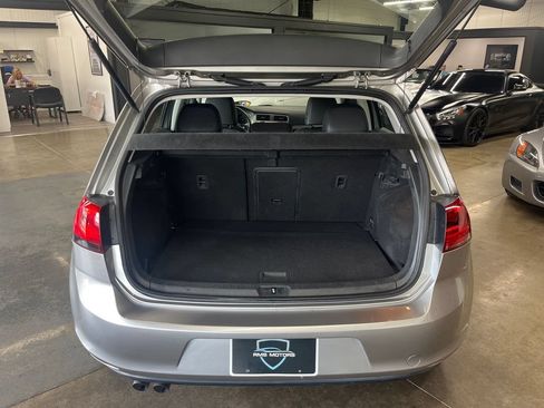 Used 2015 Volkswagen Golf TDI S FWD image 51