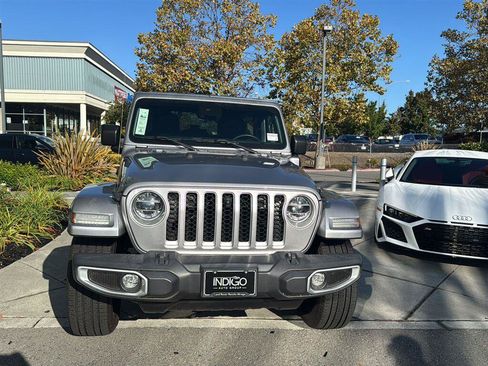Used 2021 Jeep Wrangler Unlimited Sahara w/ Cold Weather Group AWD/4WD image 3
