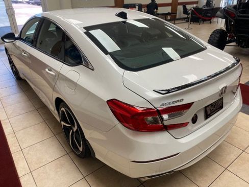 Used 2021 Honda Accord Sport image 5