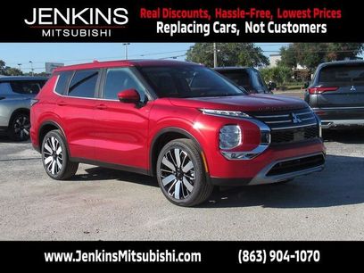 New 2025 Mitsubishi Outlander SE
