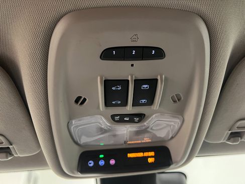 Used 2023 Buick Encore GX Essence w/ Experience Buick Package image 39