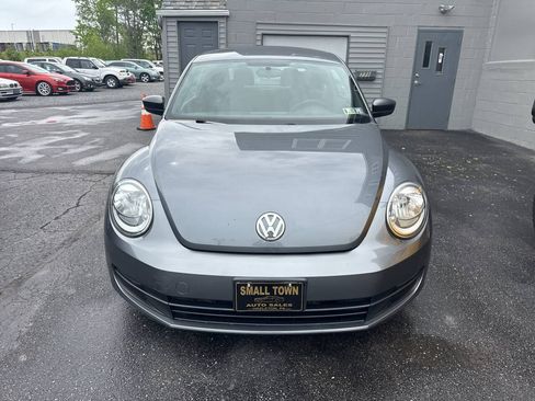 Used 2013 Volkswagen Beetle 2.5 FWD image 2