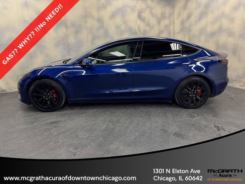 Used 2021 Tesla Model 3 Performance image 3