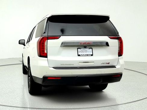 Used 2024 GMC Yukon AT4 w/ Technology Package AWD/4WD image 6