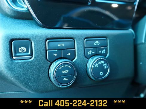 Used 2025 Chevrolet Silverado 1500 LT AWD/4WD image 29