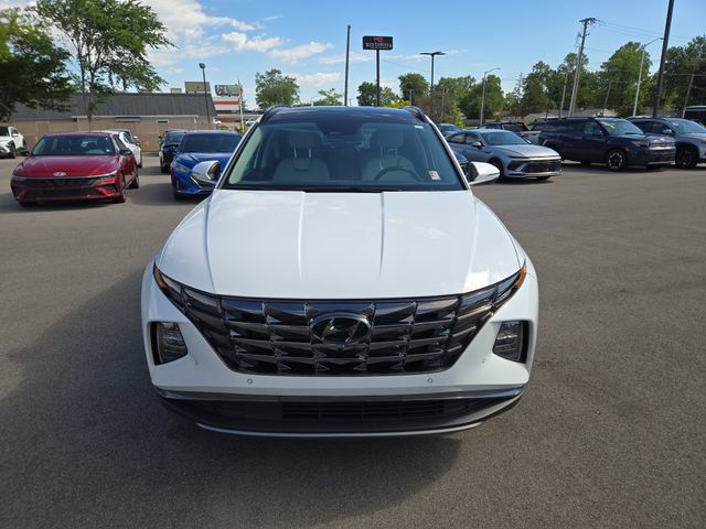 Certified 2023 Hyundai Tucson Limited AWD/4WD image 3