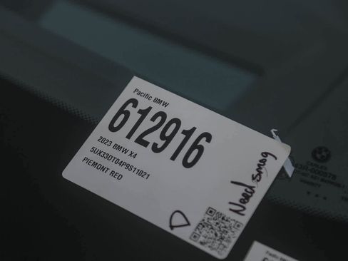 Used 2023 BMW X4 xDrive30i w/ Premium Package image 25