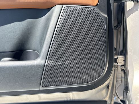 Used 2018 INFINITI QX80 RWD w/ Deluxe Technology Package image 22