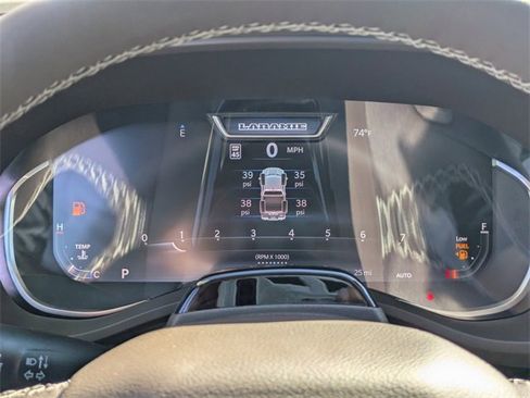 New 2026 Chrysler Pacifica Select image 50