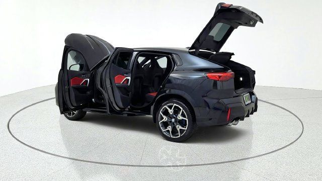 Used 2026 BMW X2 M35i AWD/4WD image 16