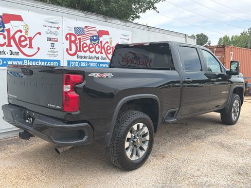 Used 2025 Chevrolet Silverado 2500 Custom w/ Custom Convenience Package AWD/4WD image 3