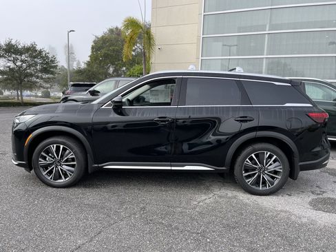 Certified 2026 INFINITI QX60 Luxe w/ Family Package FWD image 2